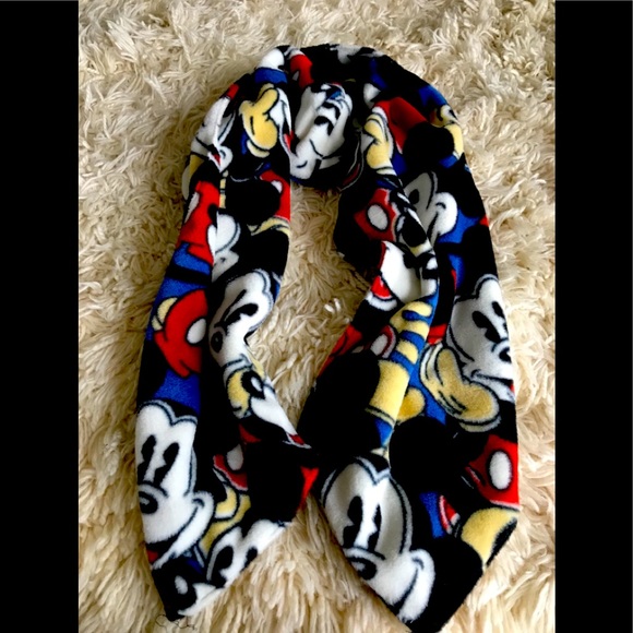 Fleece Mickey Mouse Scarf. - Picture 1 of 3